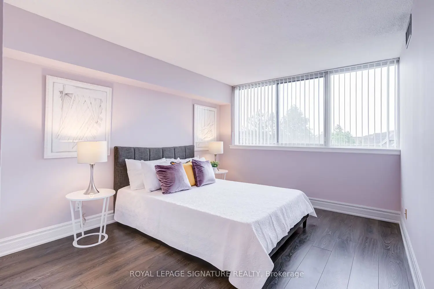 Additional image 12 of 880 Dundas Street 405