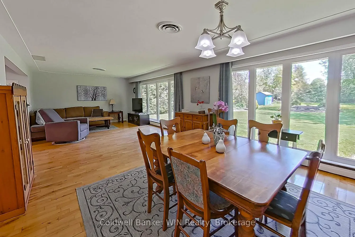 151 Isabella Street photo 2