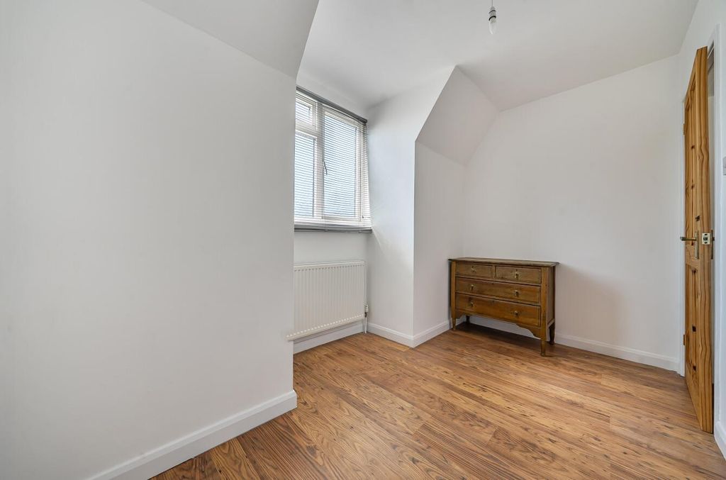 Additional image 14 of 3 bed semi-detached house for saleBirch Grove, Boyatt Wood, Eastleigh SO50