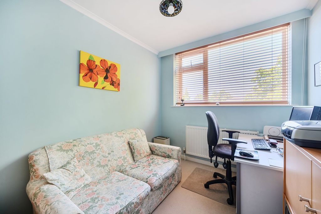 Additional image 17 of 3 bed flat for saleAvenue Road, Epsom KT18