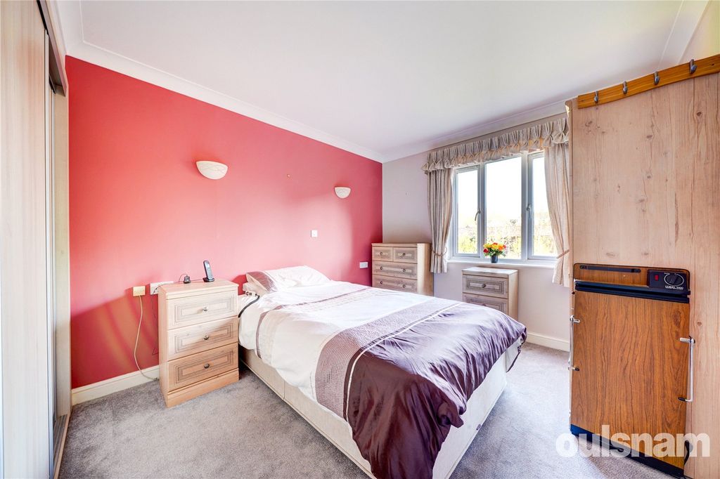 Additional image 5 of 1 bed flat for saleKingfisher Court, Woodfield Road, Droitwich, Worcestershire WR9