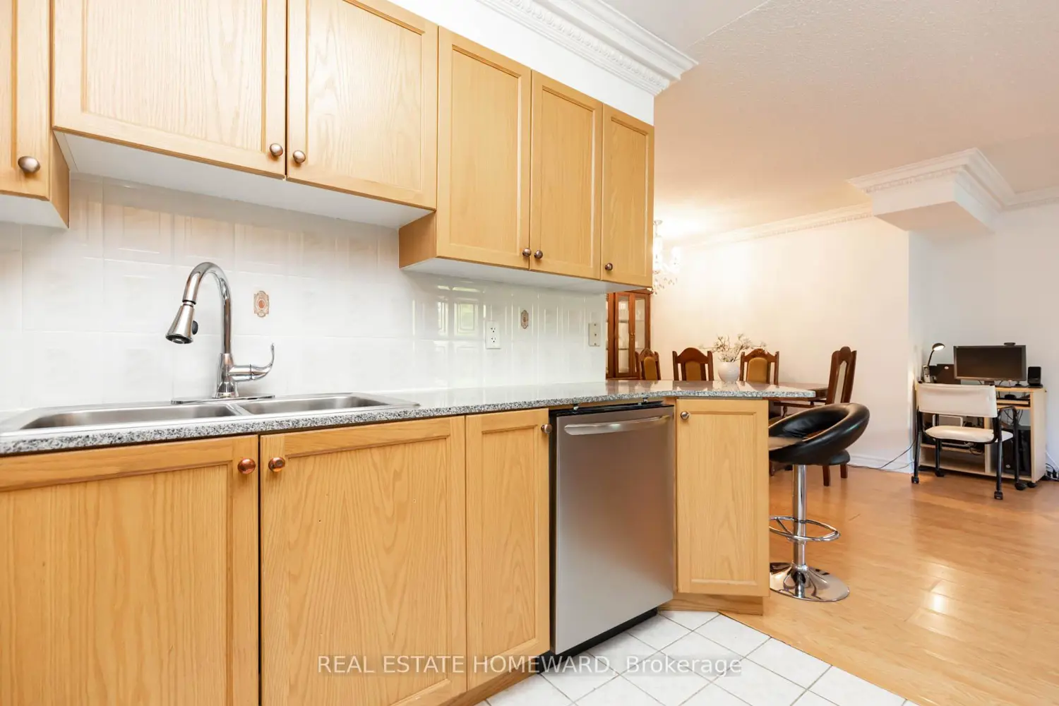 Additional image 6 of 1730 Eglinton Avenue 201