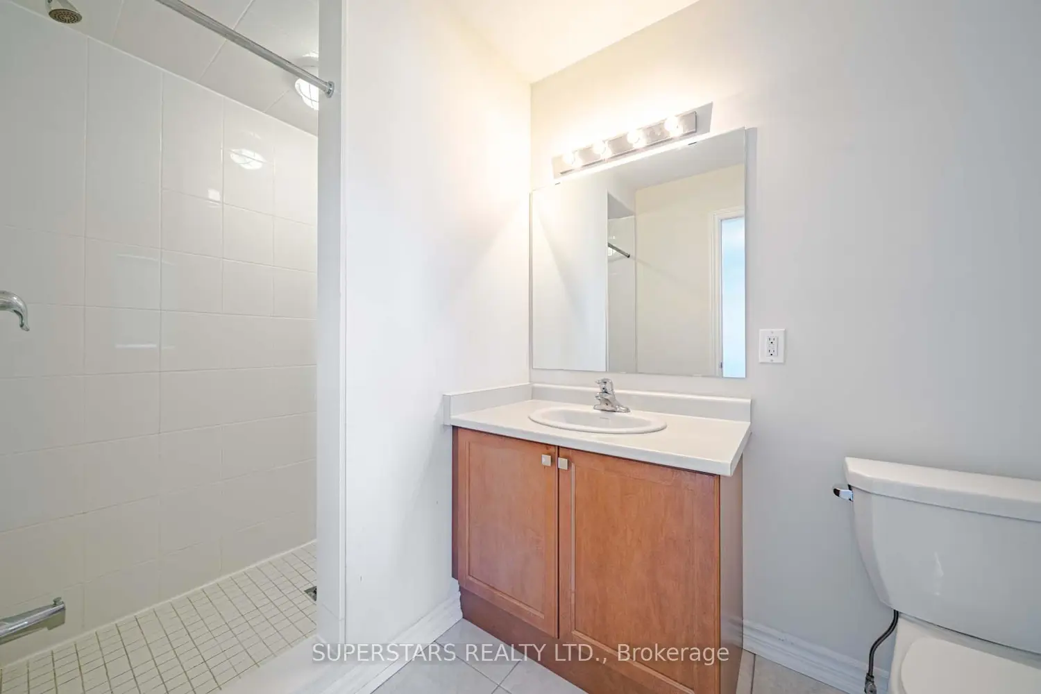 Additional image 15 of 2408 Angora Street