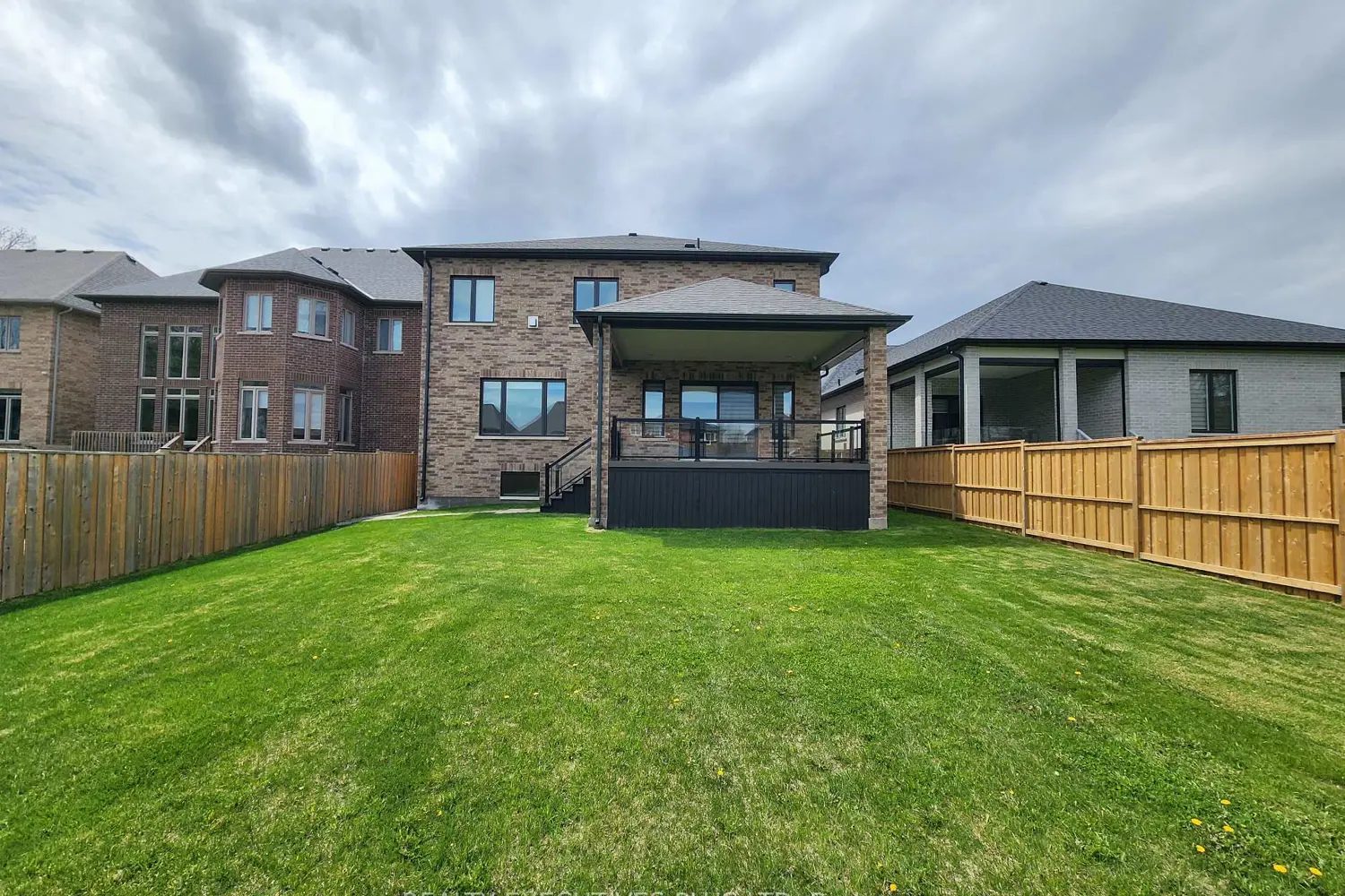 Additional image 20 of 1771 Woodview Avenue