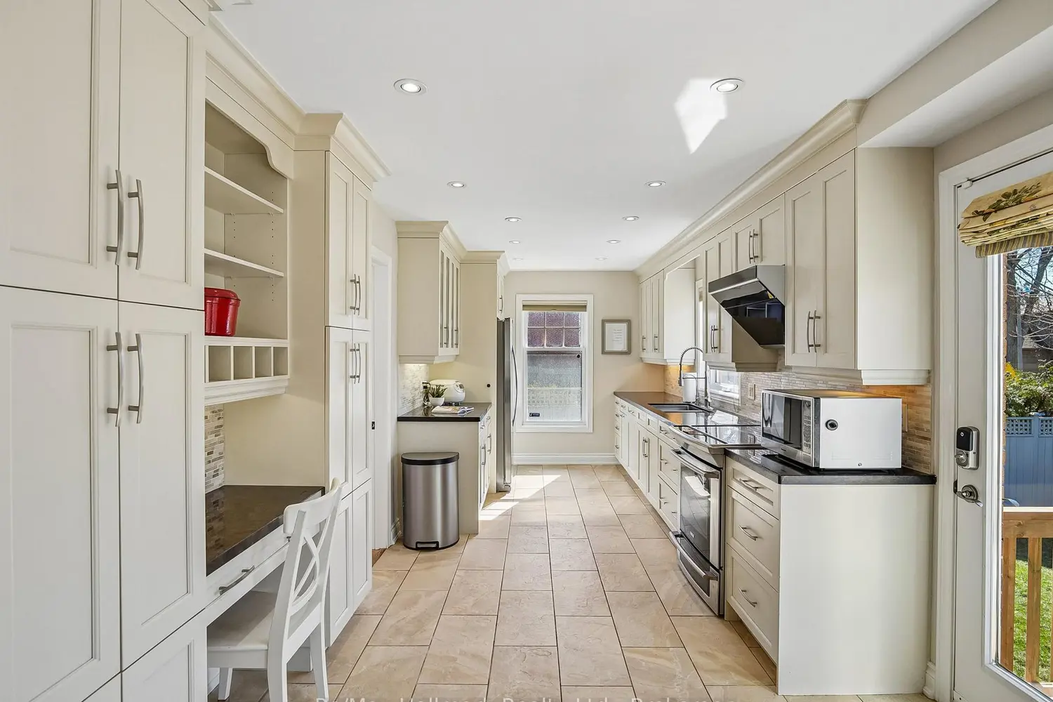 2103 Constance Drive photo 5