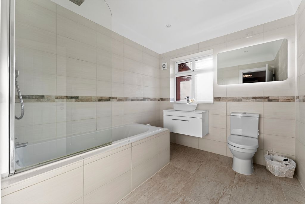 Additional image 15 of 5 bed detached house for salePark Drive, Ellesmere Port CH65