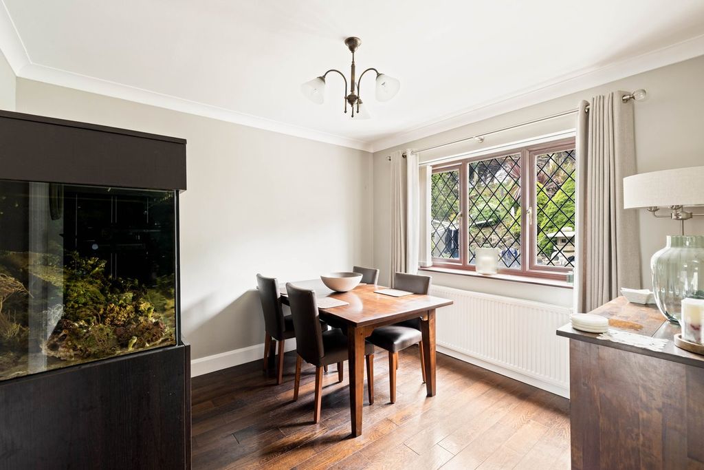 Additional image 8 of 5 bed detached house for saleOakvale Close, Elms Vale, Dover CT17