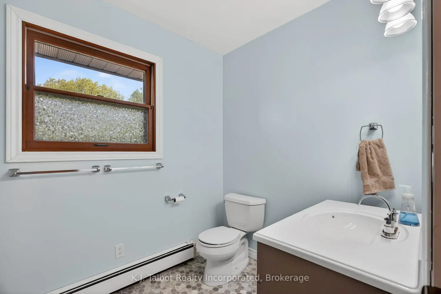 Additional image 14 of 441 Coombs Street