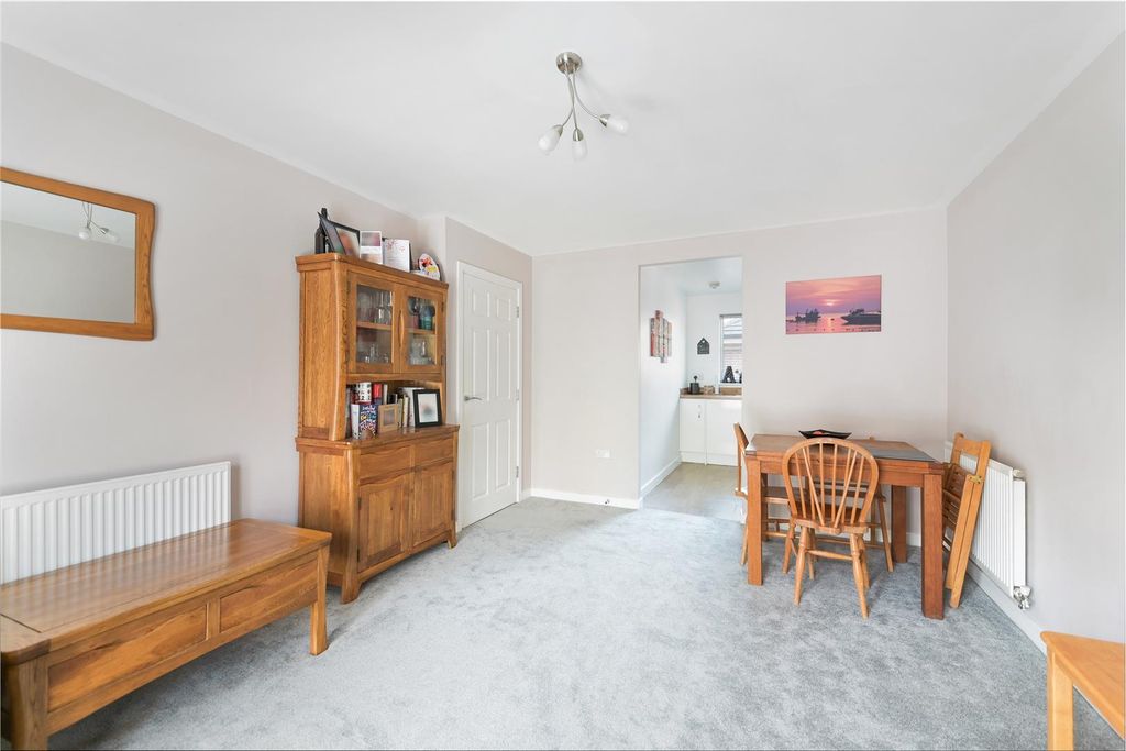 Additional image 3 of 2 bed flat for saleWinter Close, Epsom KT17