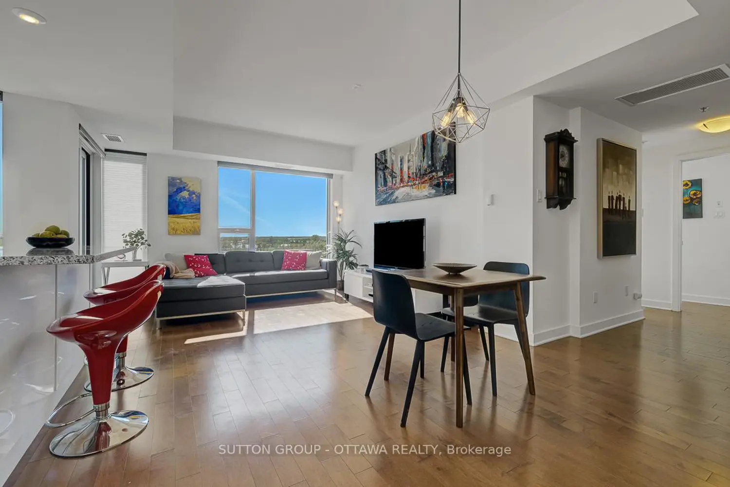 300A Lett Street 614 photo 2