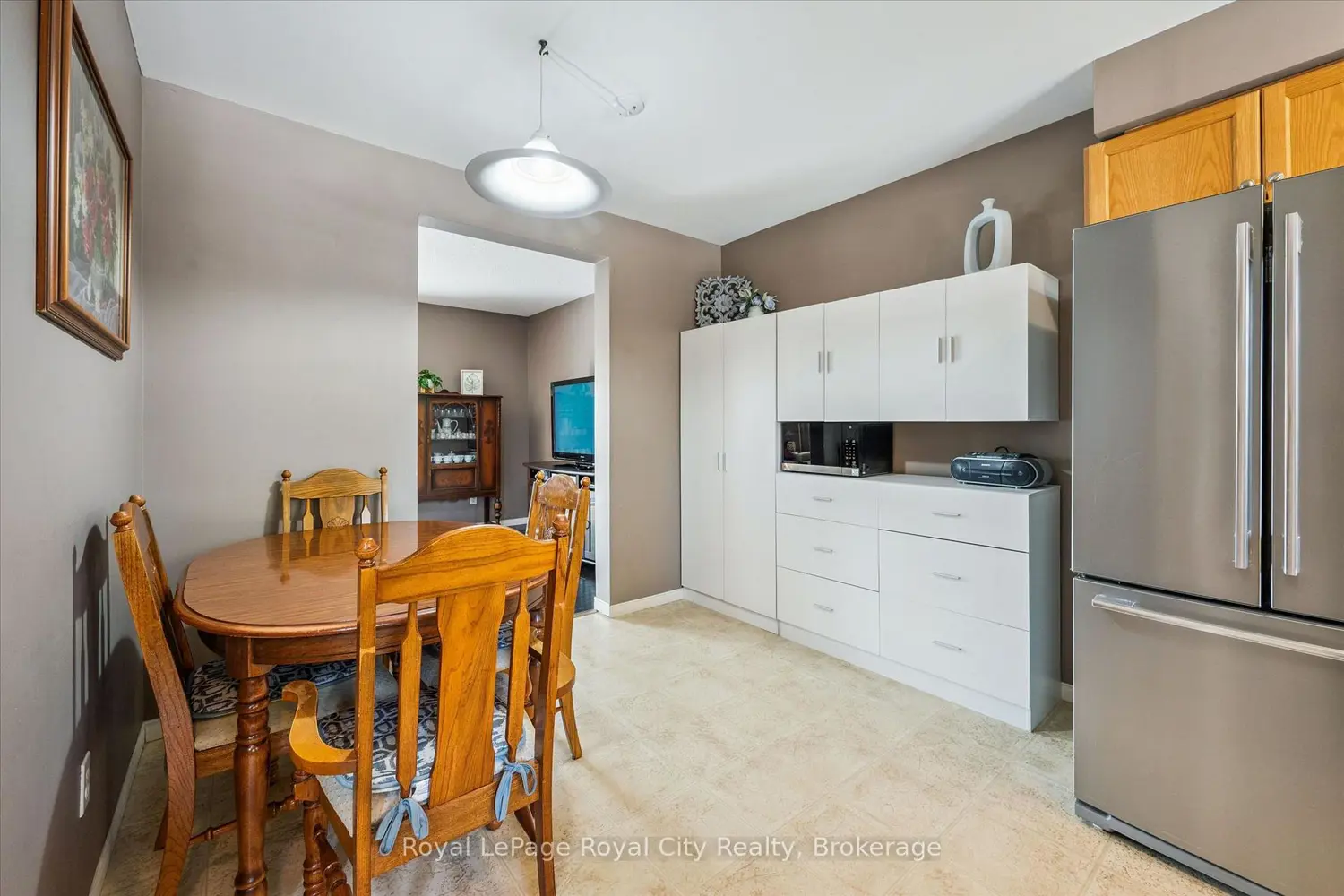 240 London Road 24 photo 5