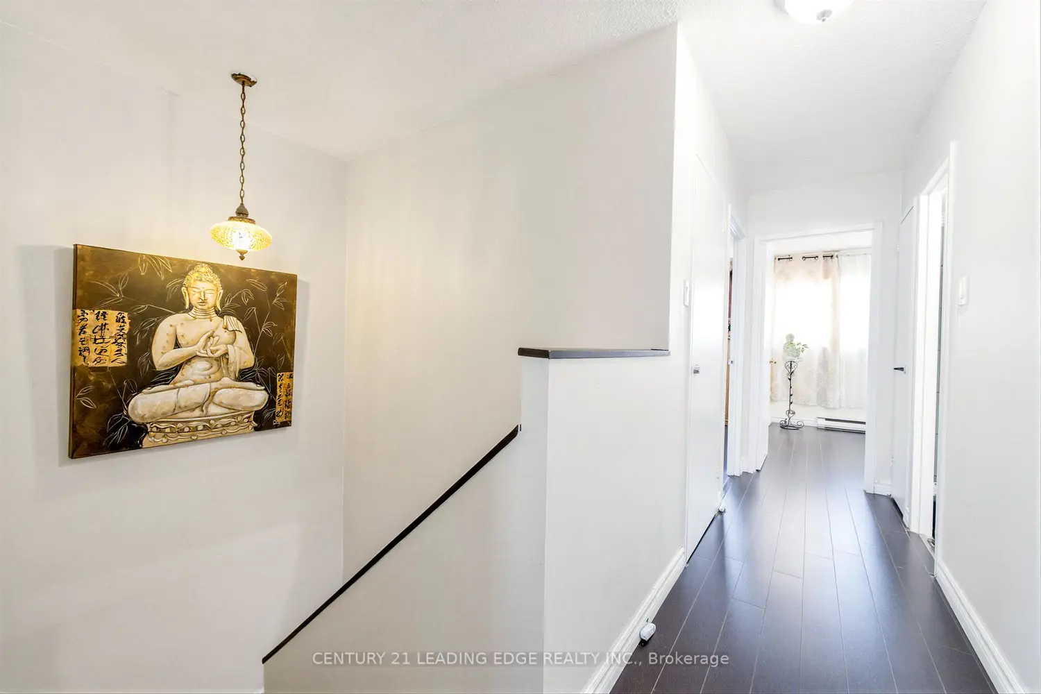 Additional image 15 of 55 Sunny Glenway 307