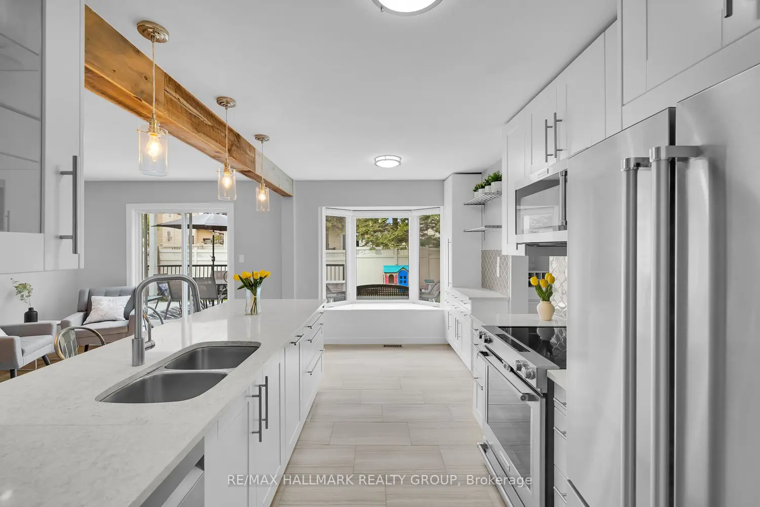 1089 Chablis Park photo 5