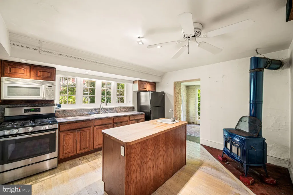 Additional image 17 of 7700 Lincoln Drive, Philadelphia, PA 19118