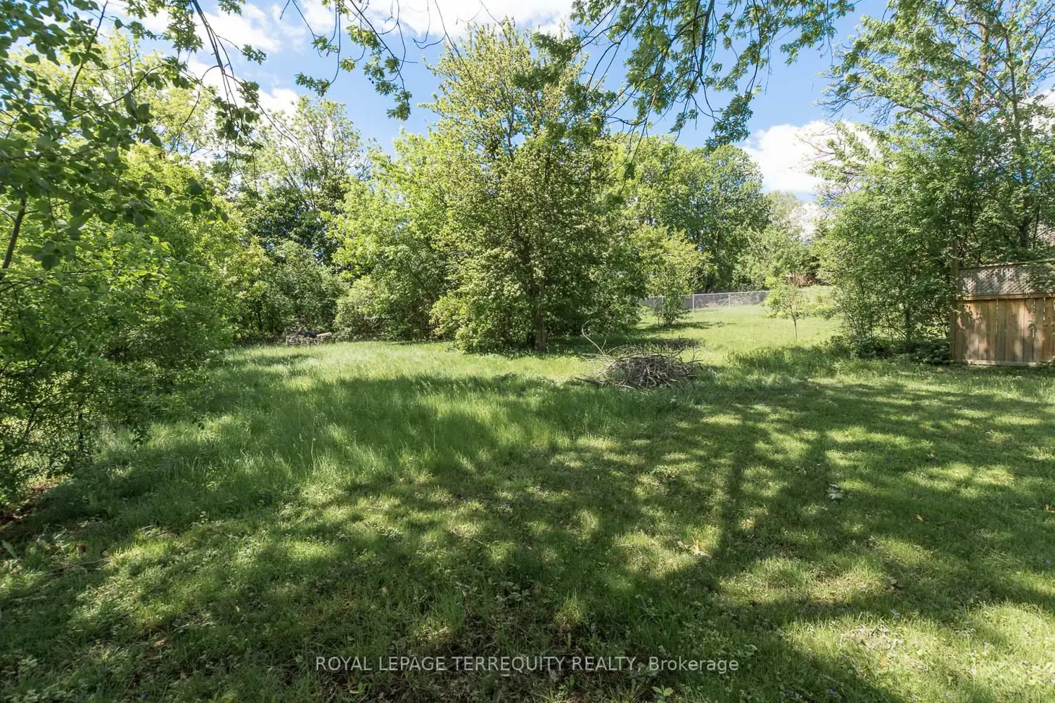 Additional image 5 of 3056 Parkerhill Road