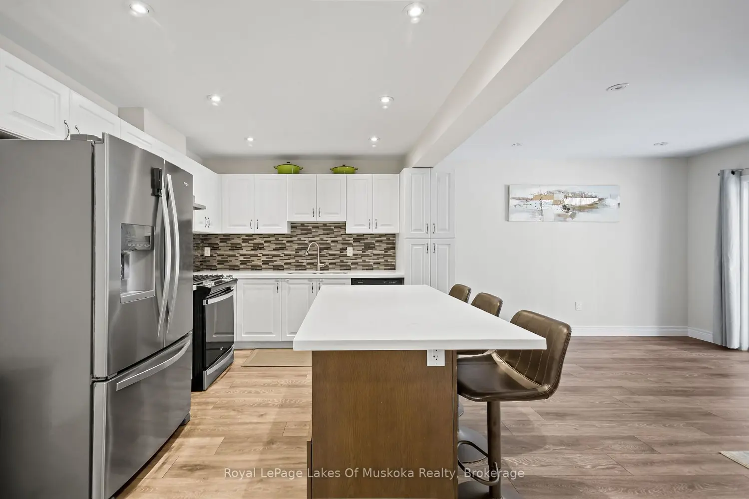 31 Nicole Park Place photo 4