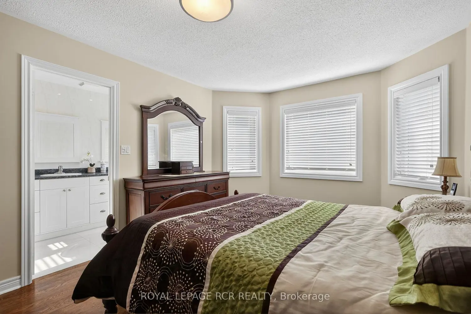 97 Riverwood Terrace photo 4