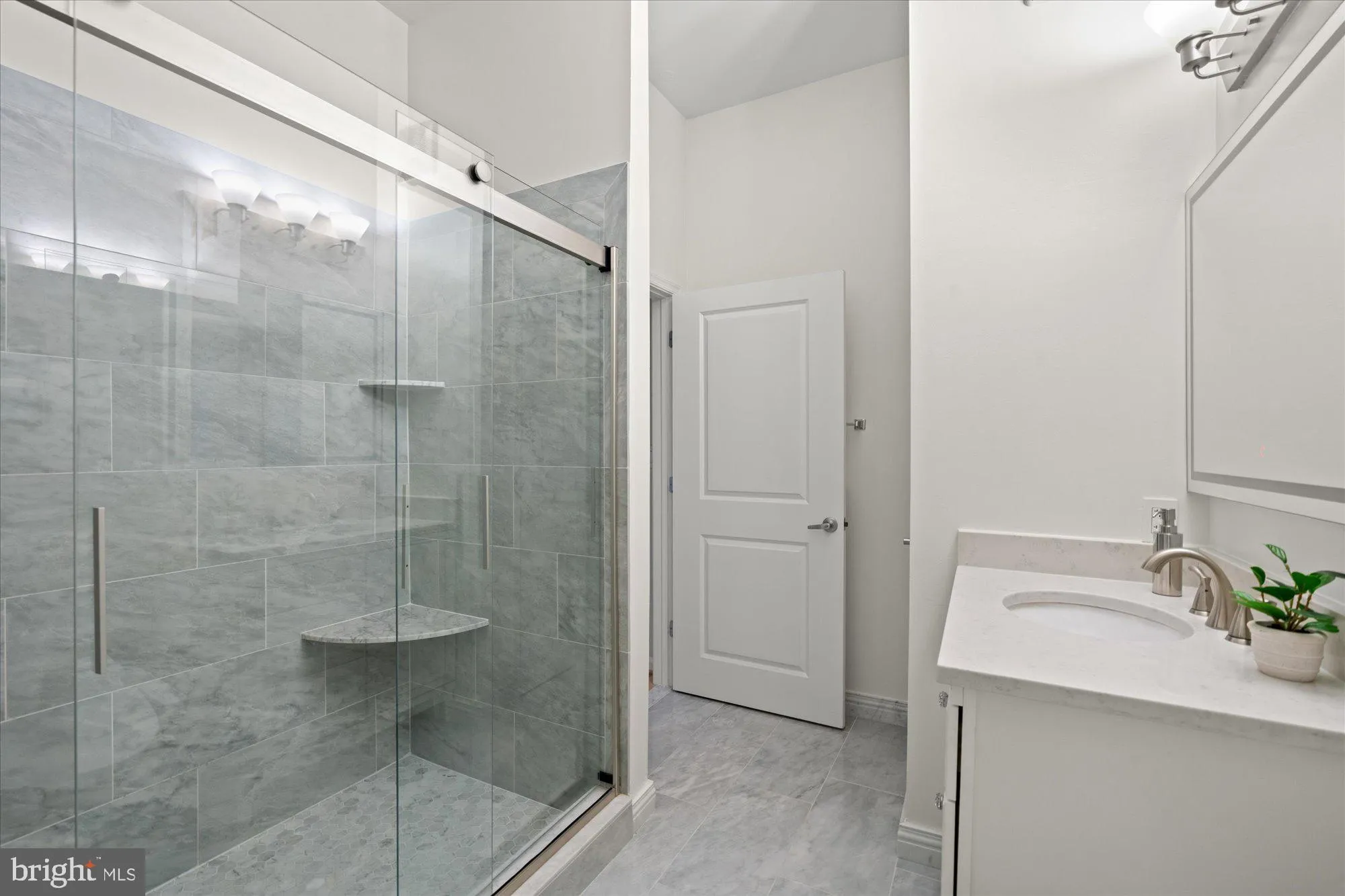 Additional image 46 of 309 Holland Lane Unit 320, Alexandria, VA 22314
