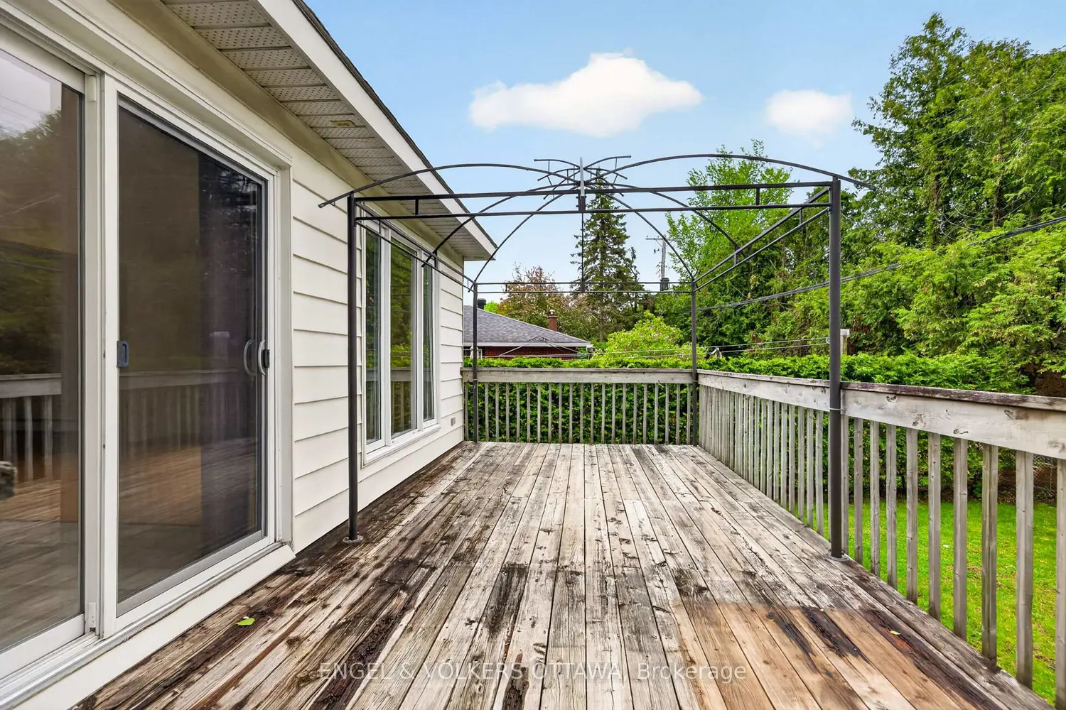 Additional image 11 of 1166 Castle Hill Crescent