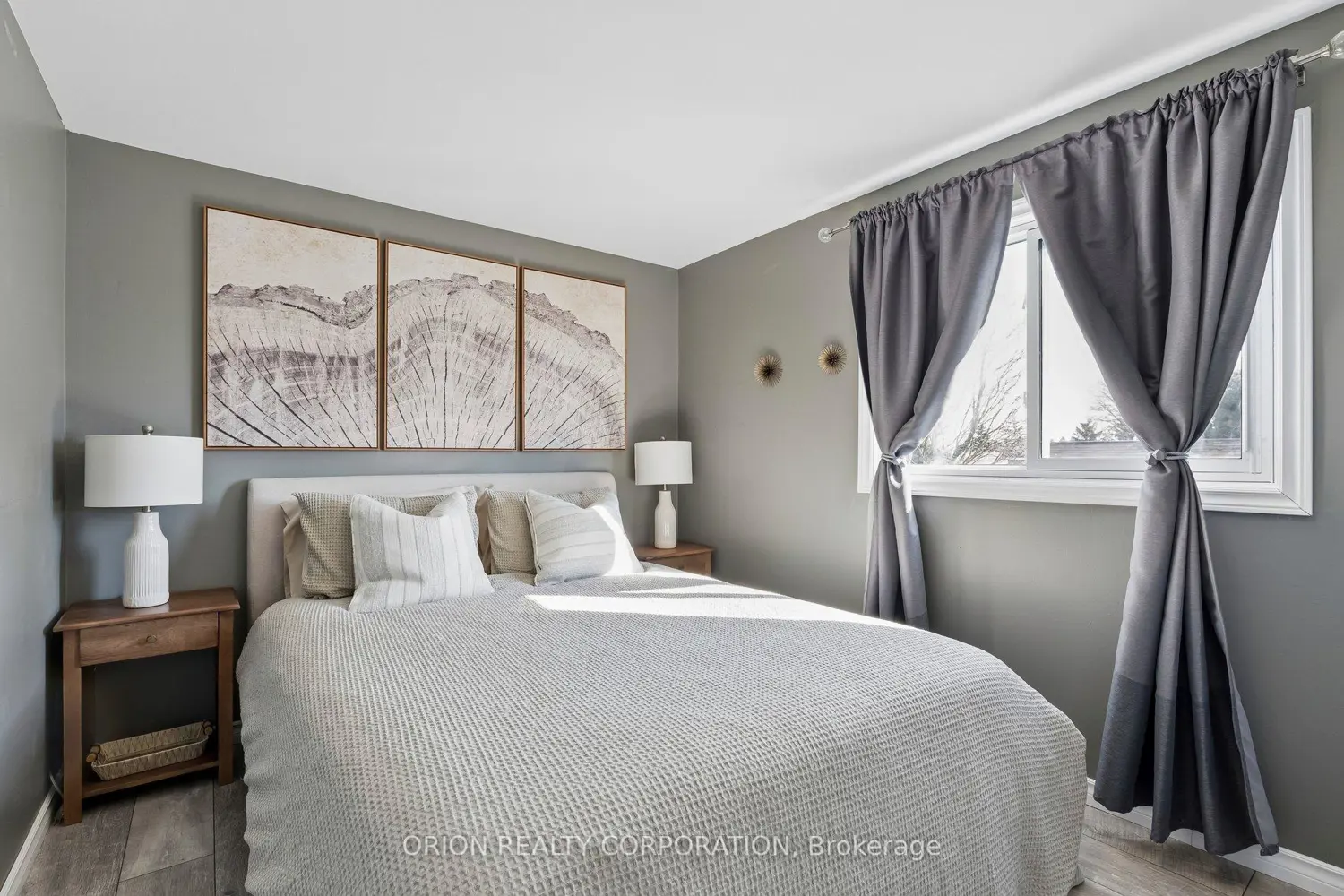 Additional image 10 of 1014B Vanier Avenue