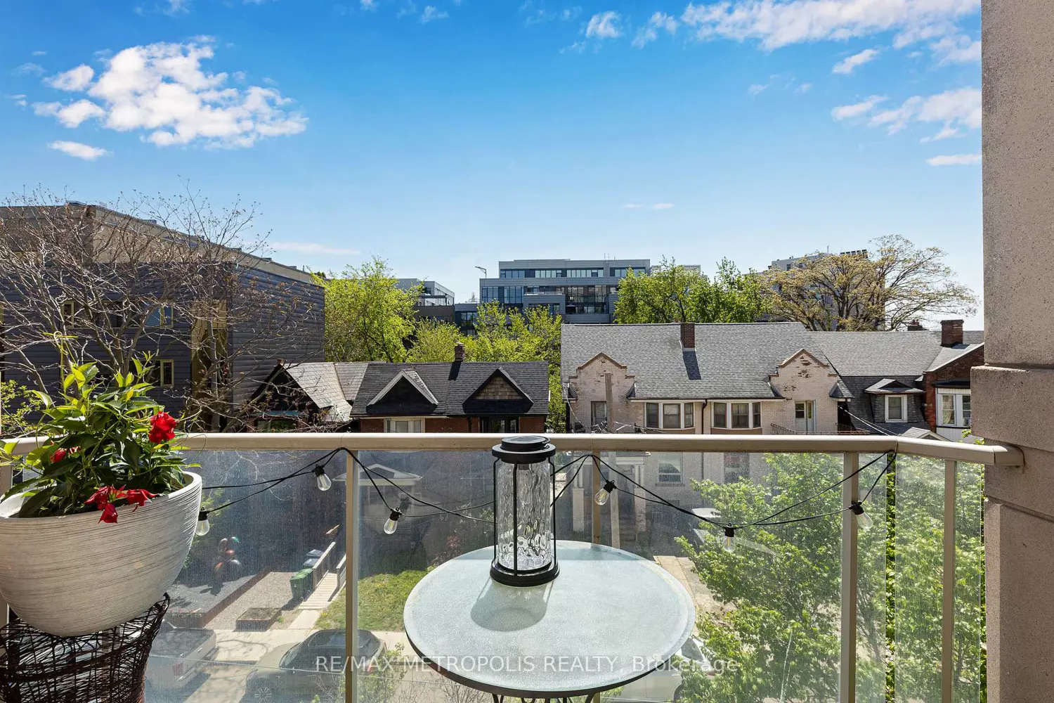 Additional image 11 of 437 Roncesvalles Avenue 438