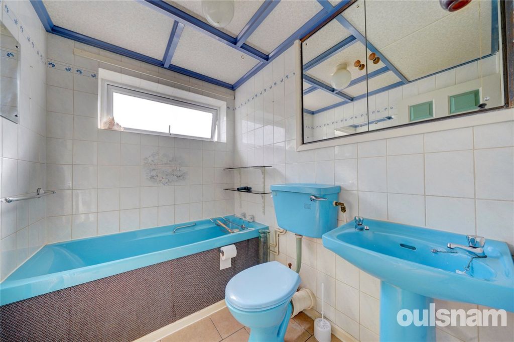 Additional image 9 of 2 bed flat for saleCorbett Avenue, Droitwich, Worcestershire WR9