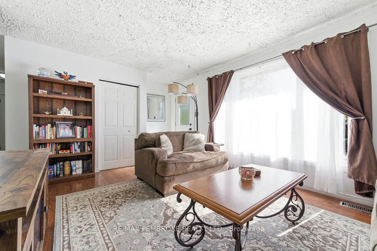 36 Selkirk Street photo 4