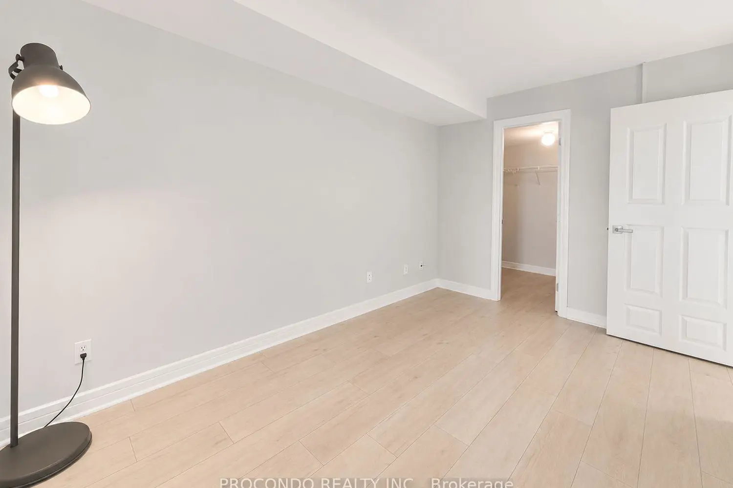 18 Harrison Garden Boulevard 509