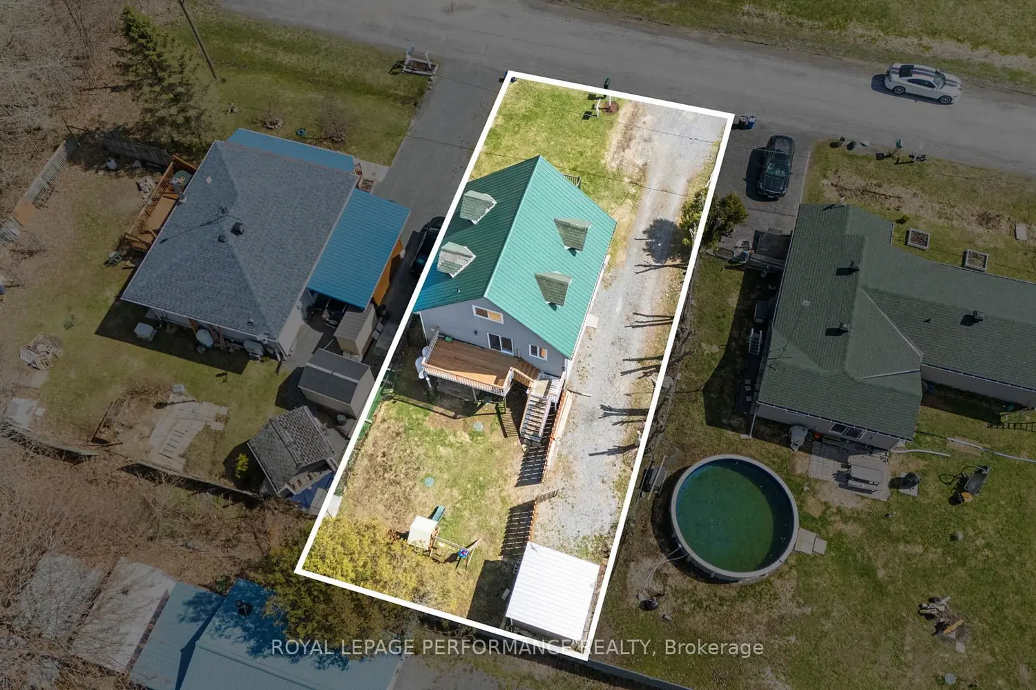 861 Louis Ernest Road photo 3