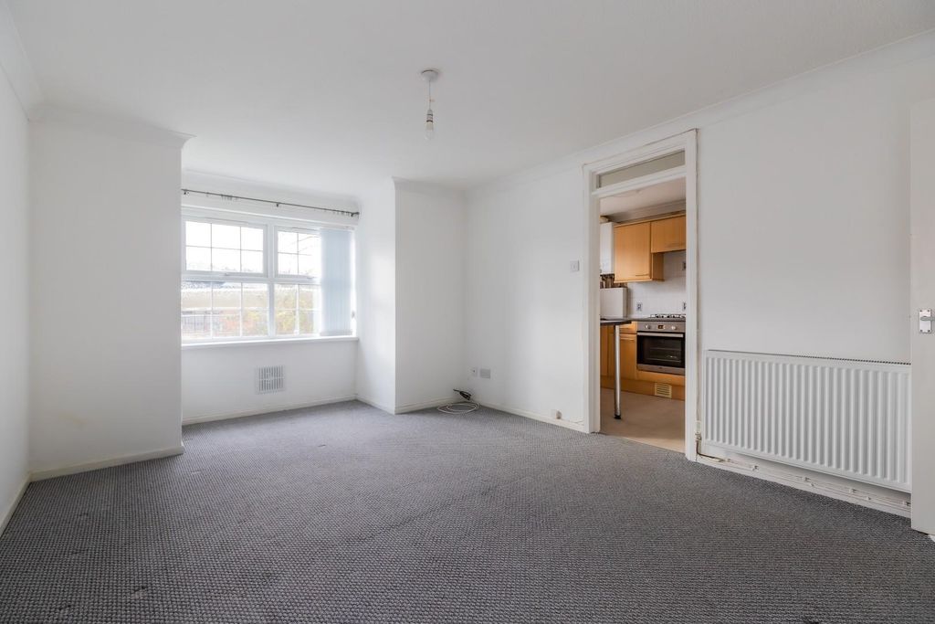 Additional image 2 of 2 bed flat for saleAndrew Road, Penarth CF64