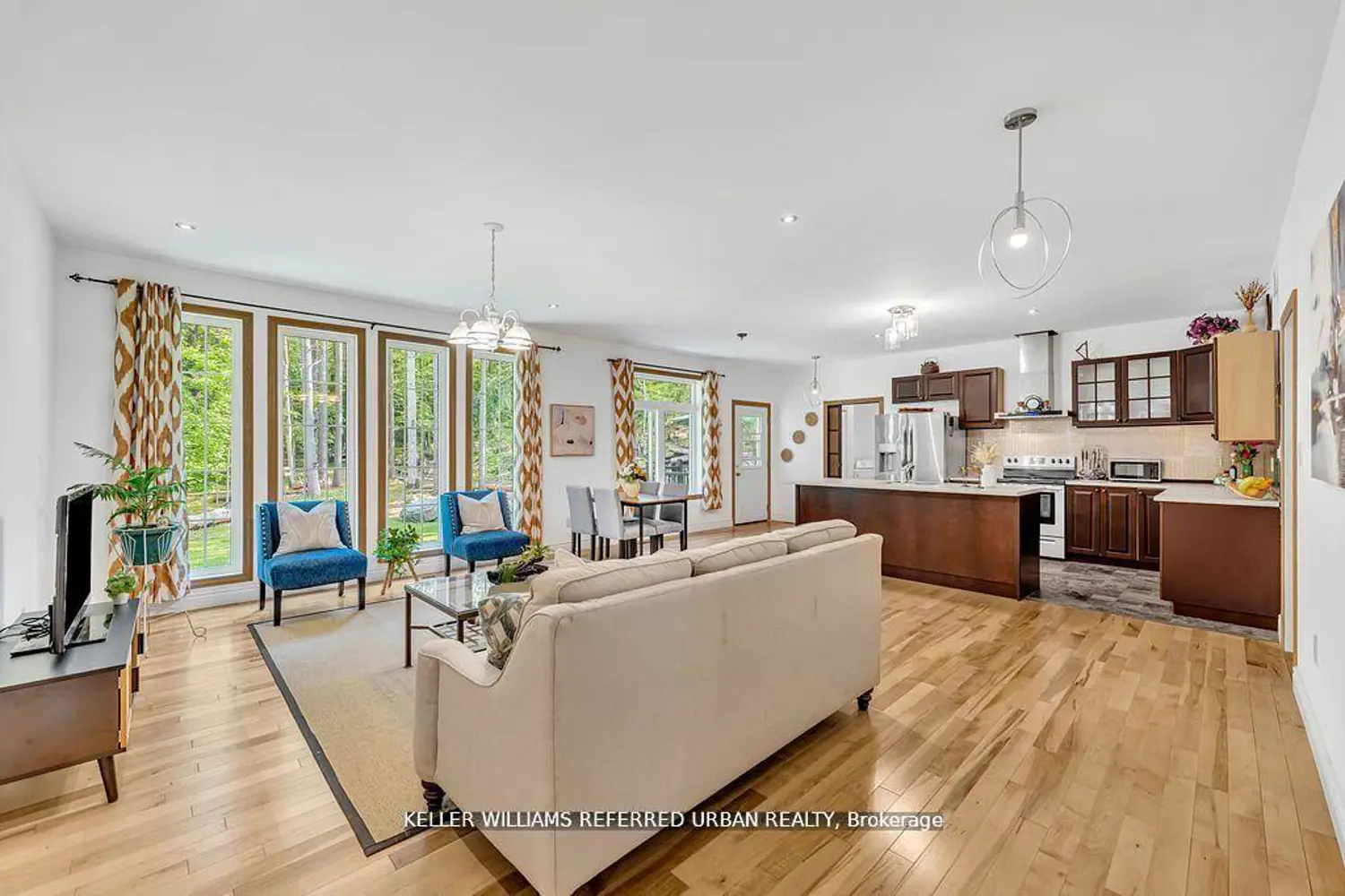 51 Pine Grove Road photo 4