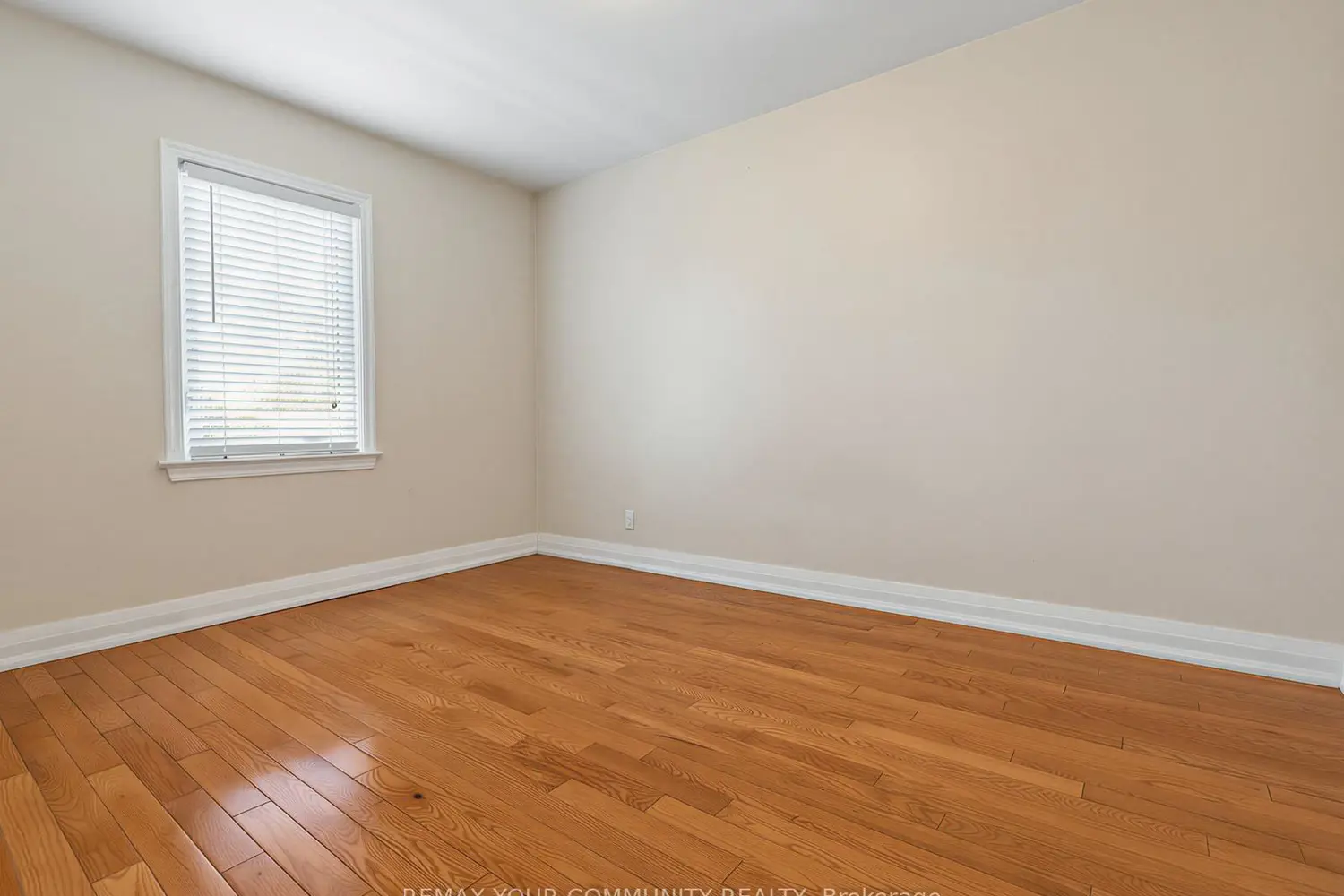 Additional image 17 of 9 Letchworth Crescent