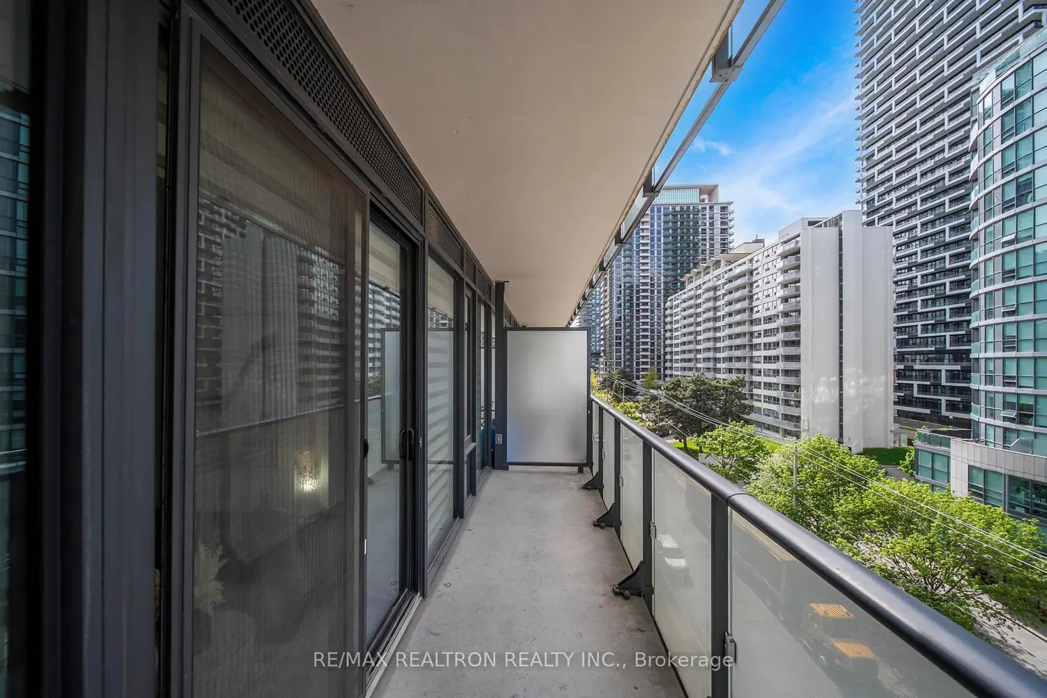 Additional image 14 of 161 Roehampton Avenue 603