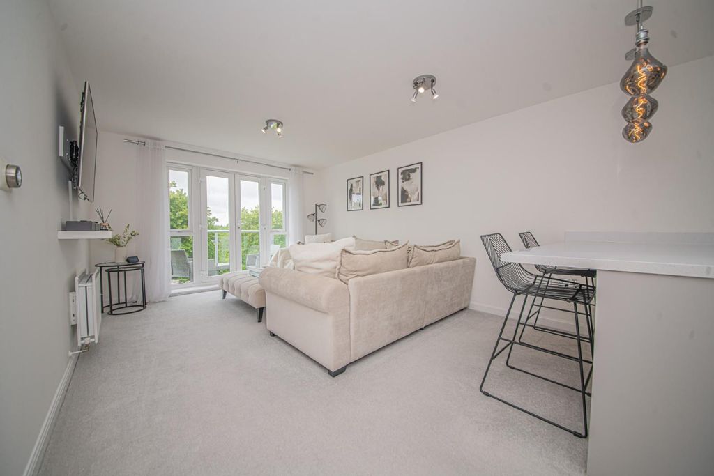 Additional image 7 of 2 bed flat for saleDakota Way, Lakeside, Eastleigh SO50