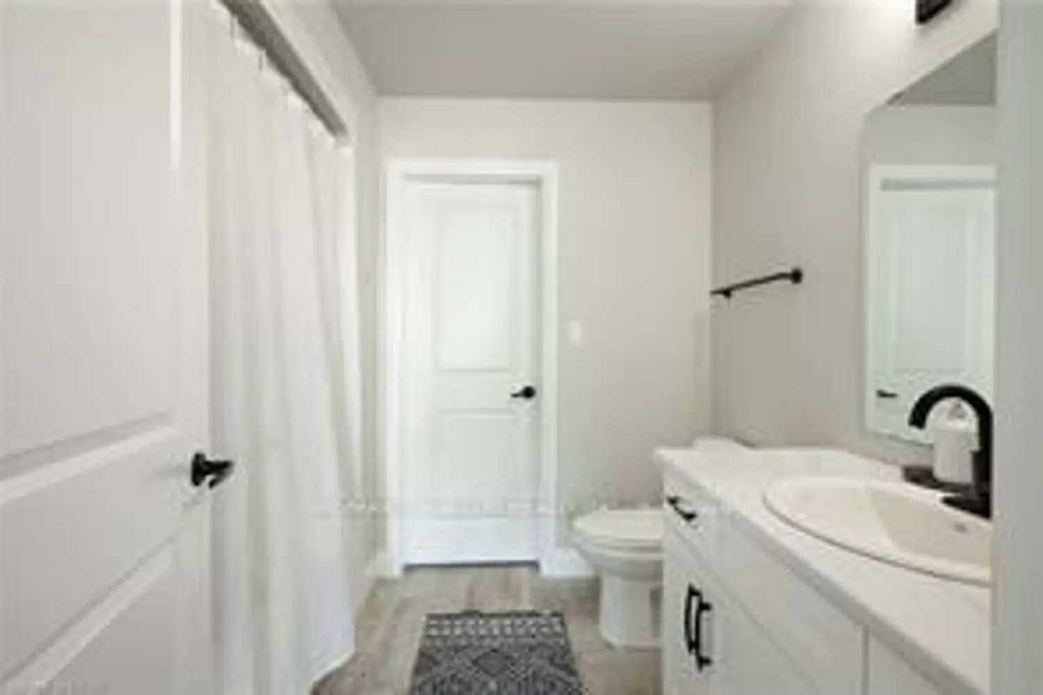 Additional image 8 of 195 Charles Street