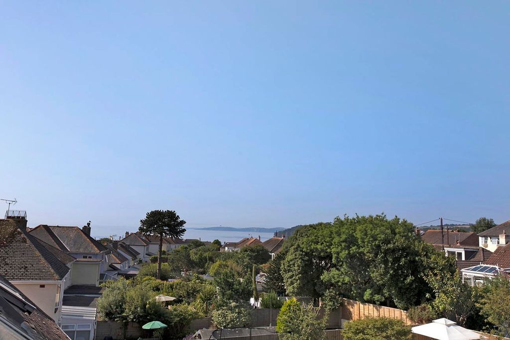 Additional image 11 of 3 bed flat for saleExeter Road, Dawlish EX7