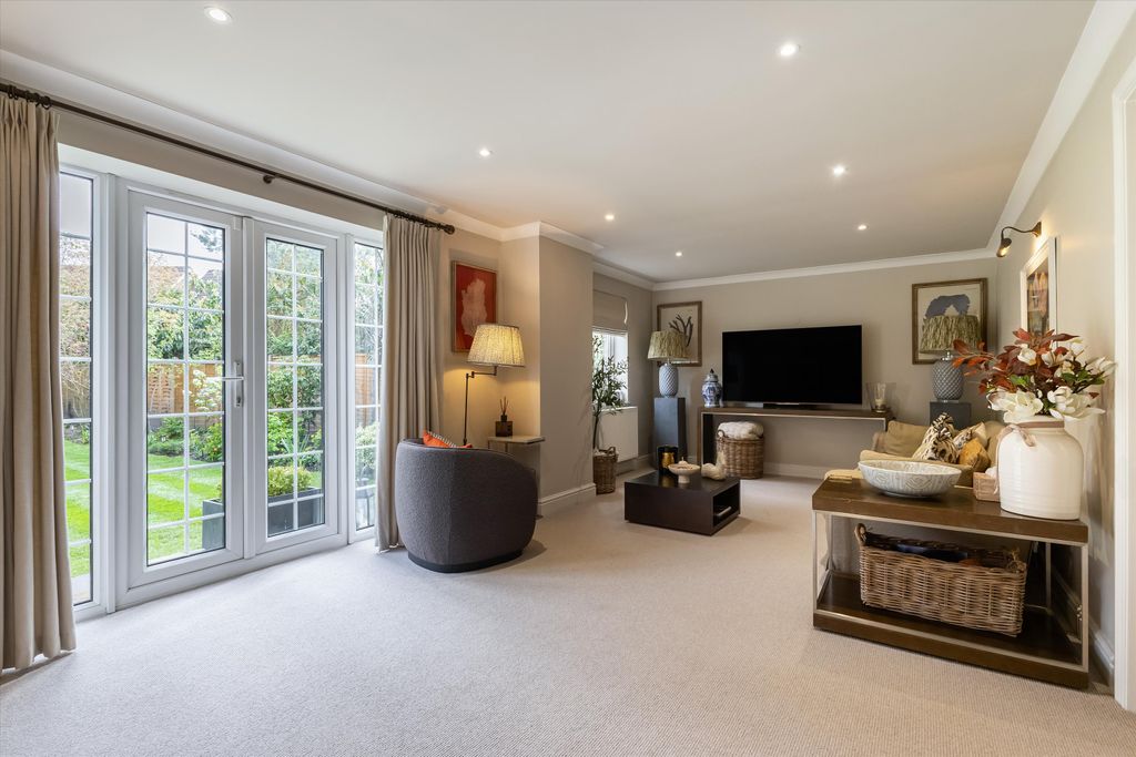 Additional image 15 of 6 bed detached house for saleBagshot Road, Englefield Green, Surrey TW20