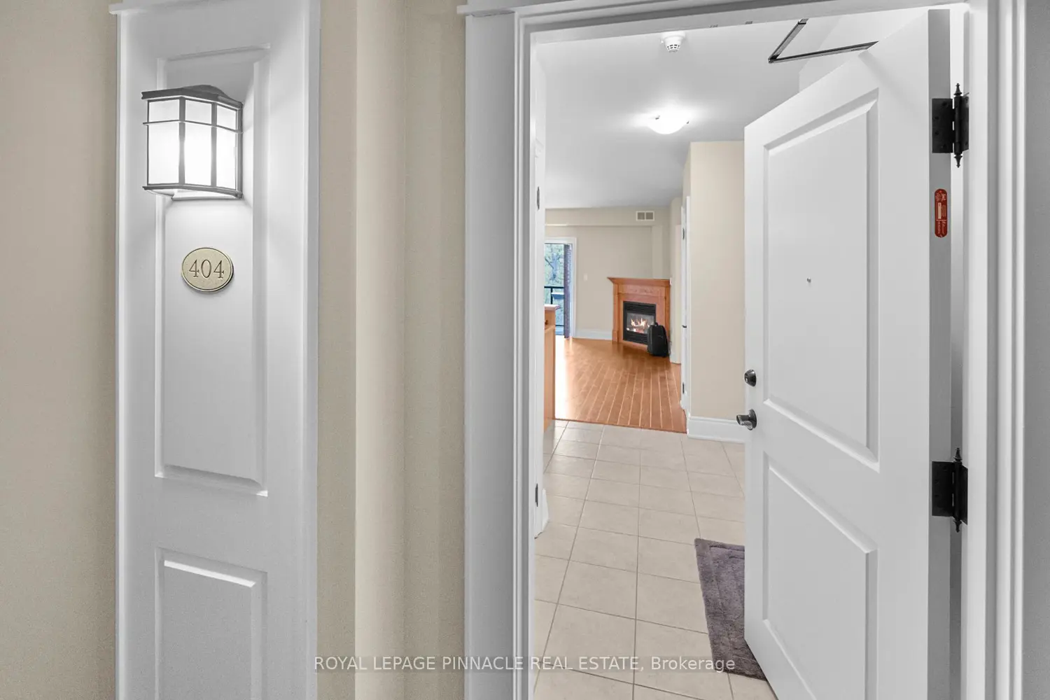391 James Street 404 photo 5