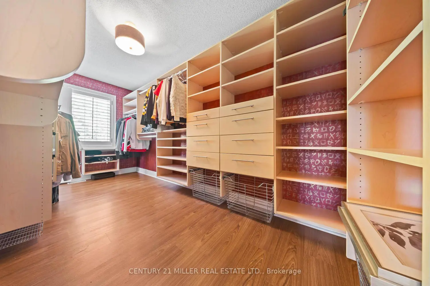 2211 Glencairn Road photo 3
