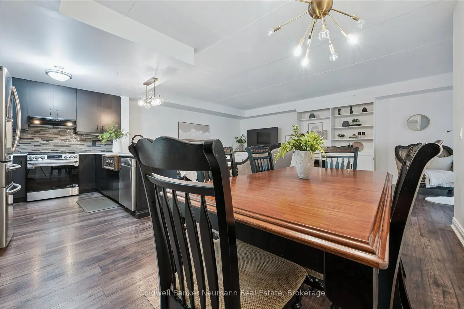 106 Bard Boulevard 113 photo 4