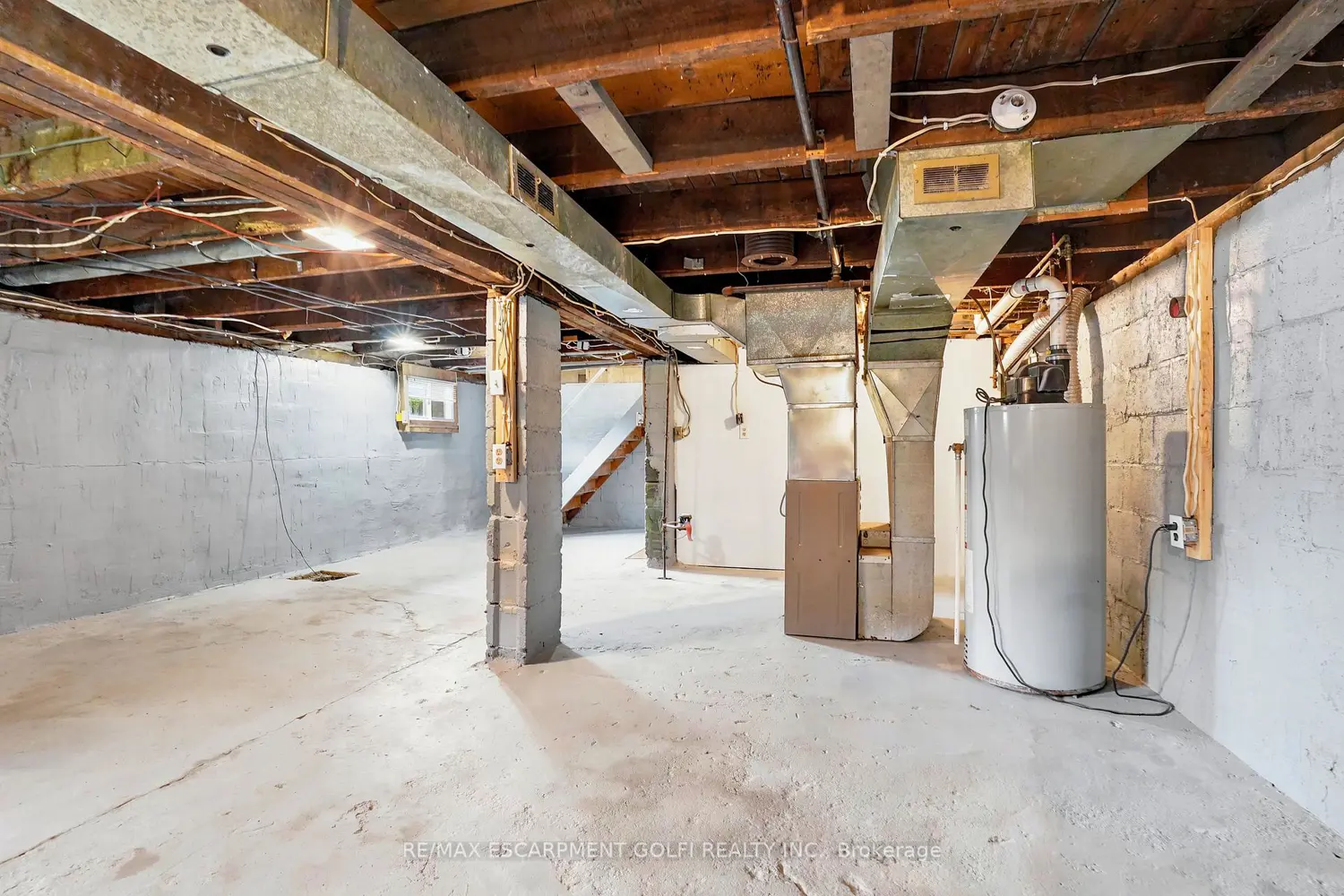 Additional image 18 of 491 Kenilworth Avenue