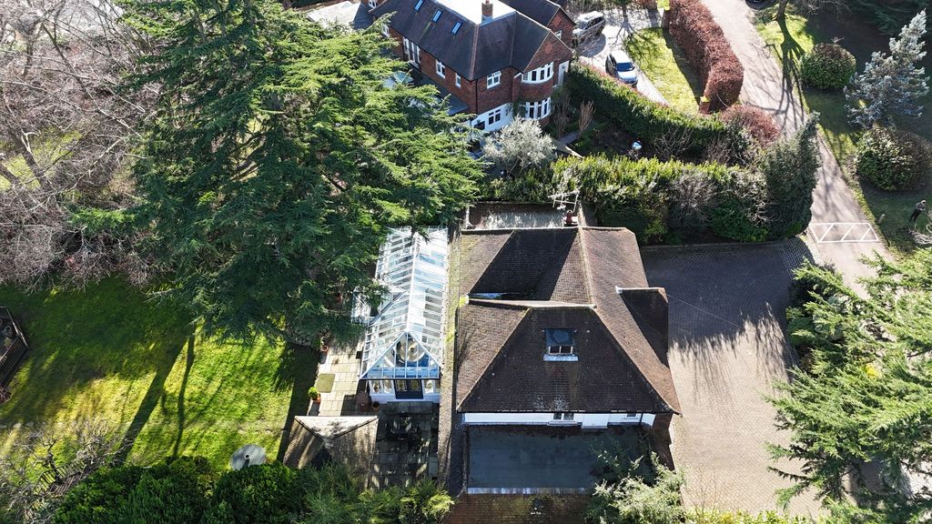 Additional image 27 of 4 bed detached house for saleThe Green, Epsom KT17