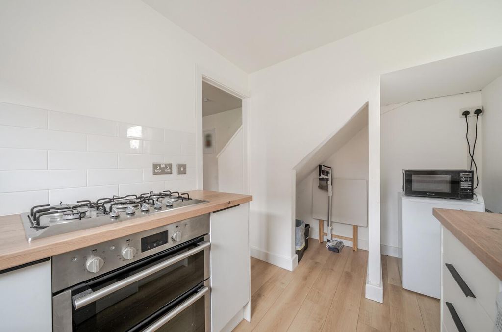 Additional image 11 of 1 bed property for saleStratford Place, Eastleigh SO50