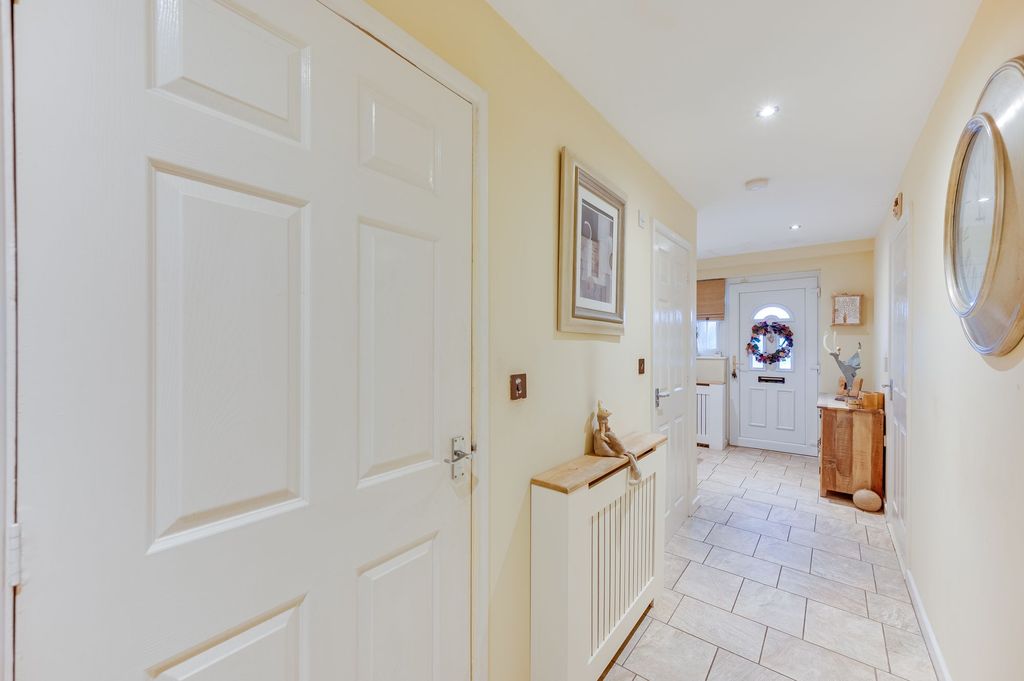 Additional image 26 of 3 bed town house for saleHolmley Lane, Dronfield S18