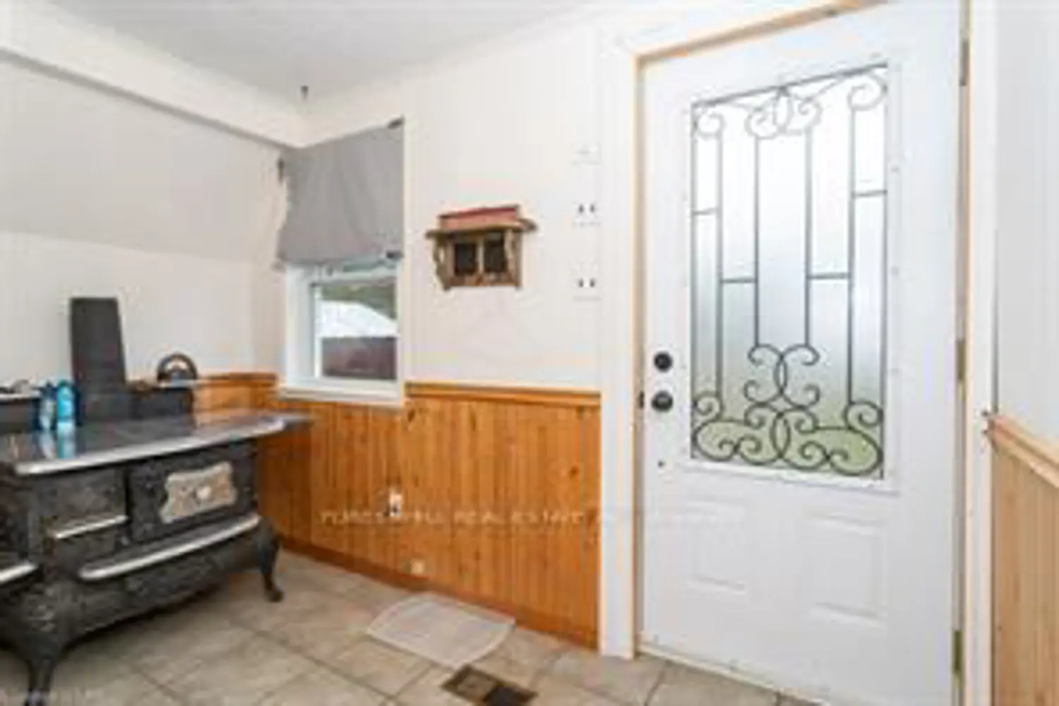 388 Crescent Road photo 2