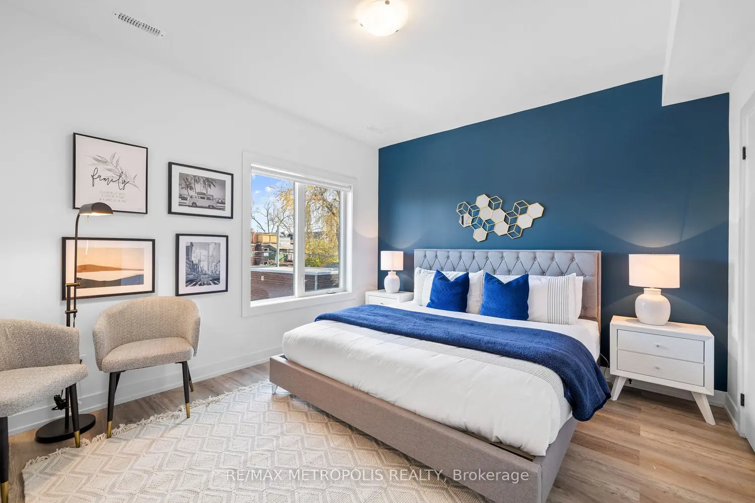 Additional image 4 of 447 Lansdowne Avenue
