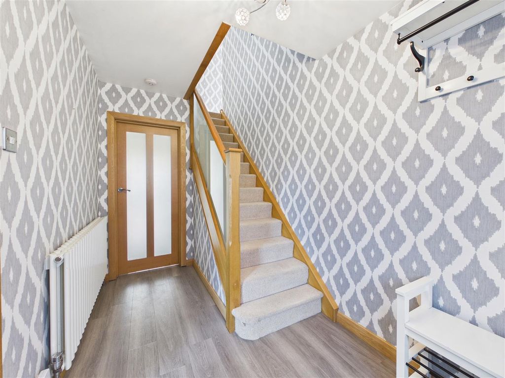 Additional image 10 of 4 bed semi-detached house for saleGosforth Crescent, Dronfield S18