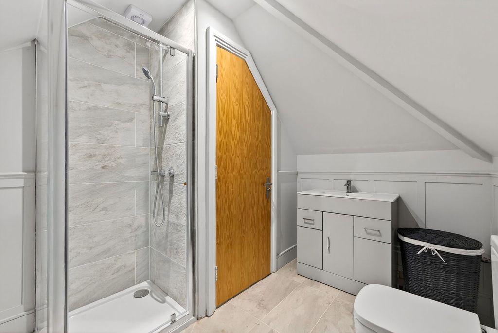 Additional image 29 of 6 bed detached house for saleWalkfield Drive, Epsom KT18