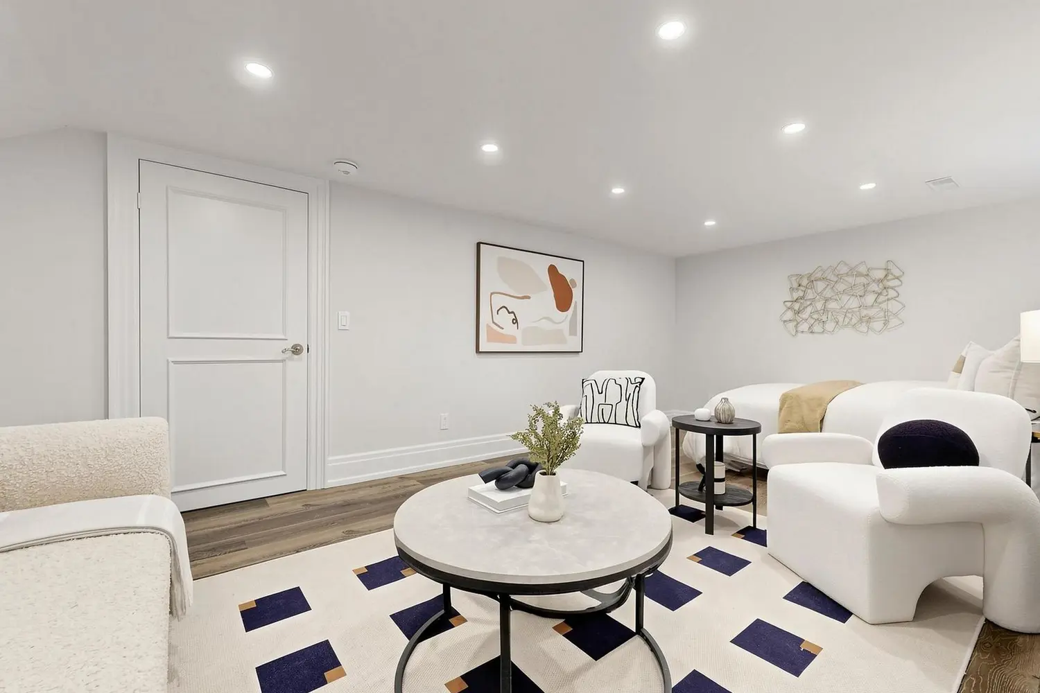 Additional image 8 of 15 Strathallan Boulevard