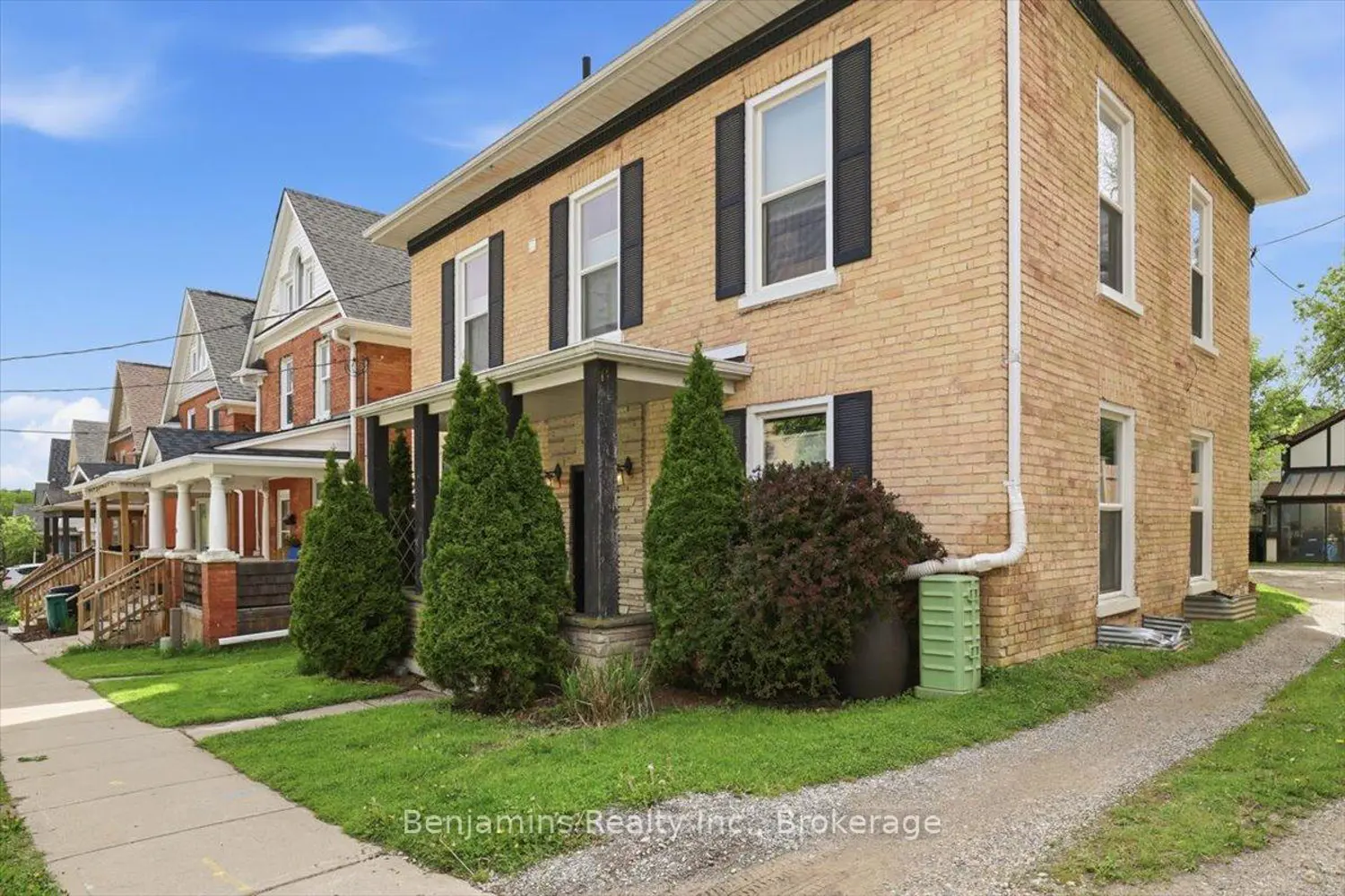53 Eby Street photo 2
